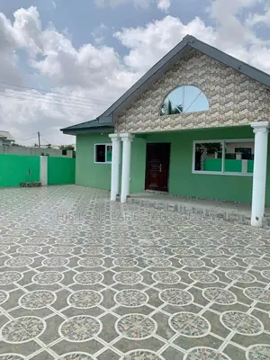 3bdrm House in Cp Roman, Kasoa for sale