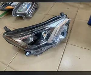 Toyota Rav4 2016 Headlamp