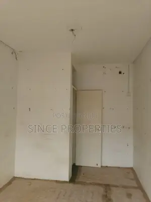 Top Store for Rent at Madina