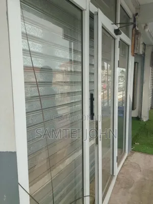Top Store for Rent at Madina