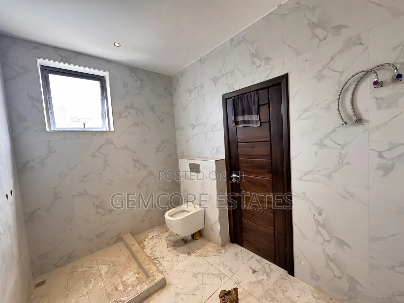 4bdrm House in Nanakrom, Nmai-Dzorn for sale