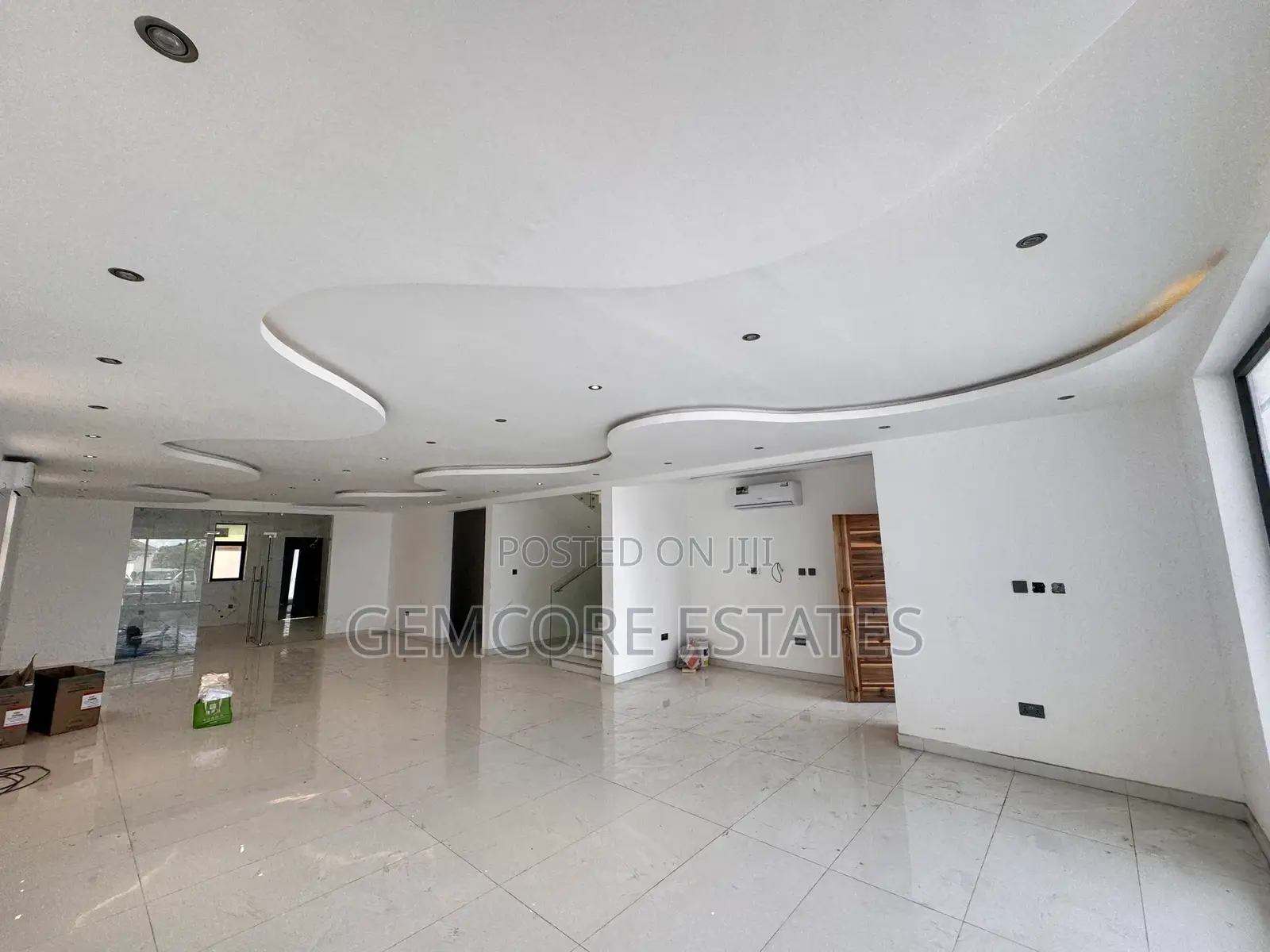 4bdrm House in Nanakrom, Nmai-Dzorn for sale