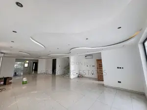 4bdrm House in Nanakrom, Nmai-Dzorn for sale