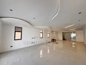 4bdrm House in Nanakrom, Nmai-Dzorn for sale