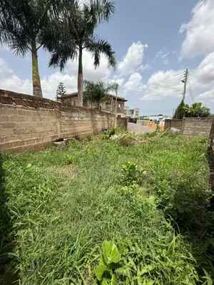 3bdrm House in Lake Side Estate for sale