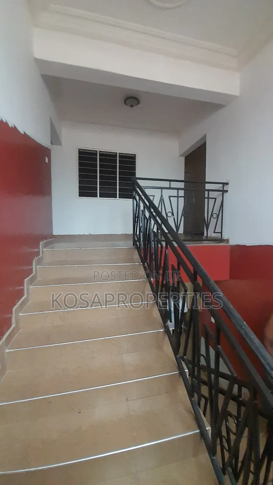 20bdrm House in Hacho Ecomoc, ECOMOG for sale