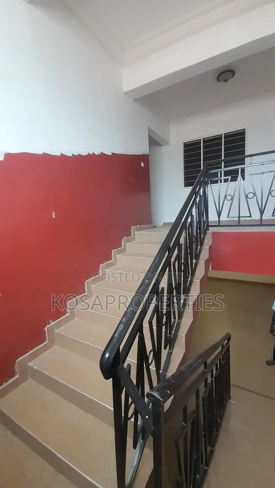 20bdrm House in Hacho Ecomoc, ECOMOG for sale