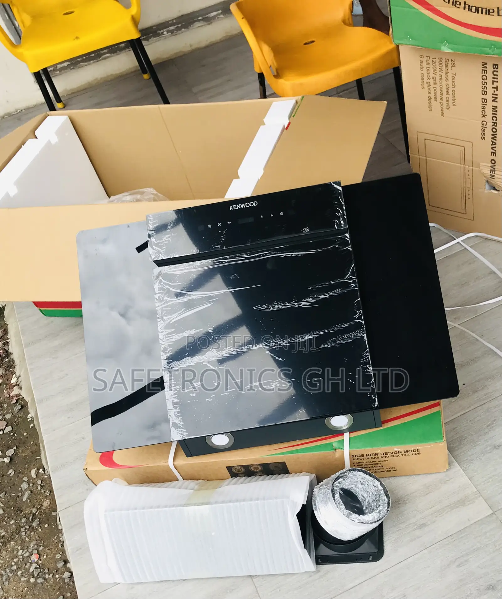 High Quality Ceramic 90cm Black Built in Heat Extractor