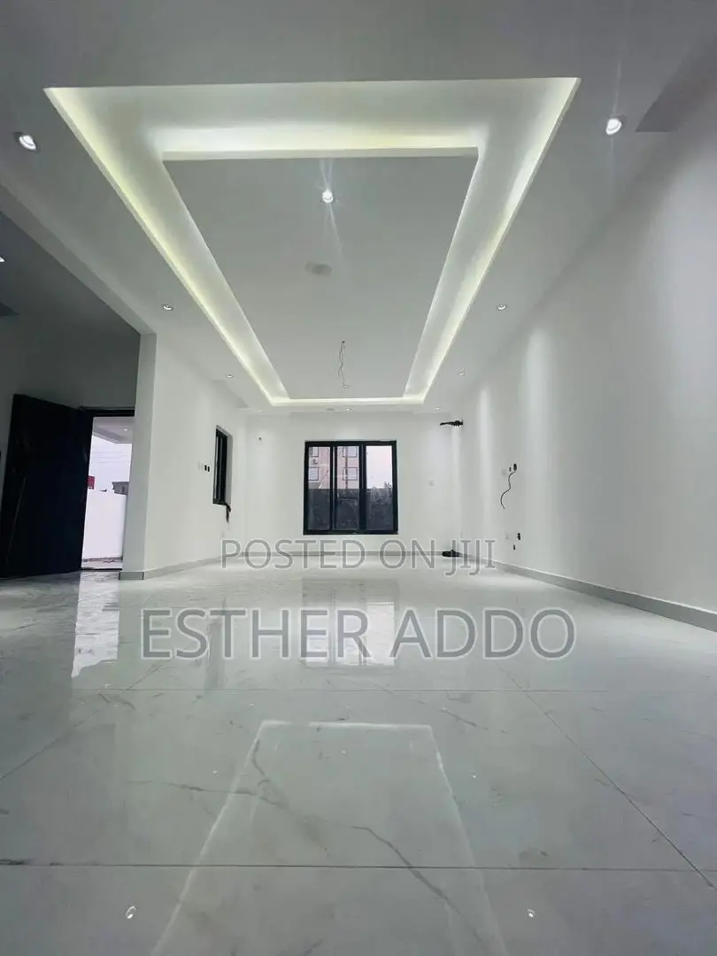 3bdrm Duplex in Ashaley Botwe for rent