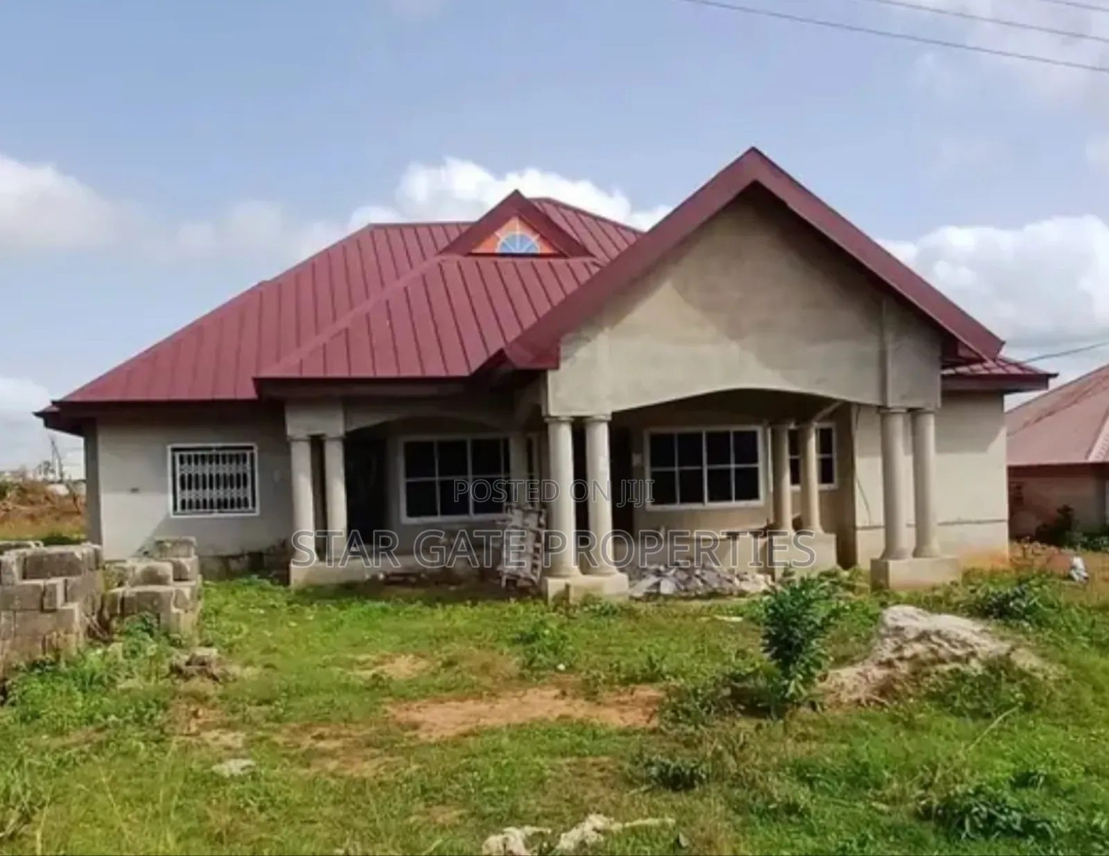 6bdrm House in Ejisu Ampabame, Kumasi Metropolitan for sale