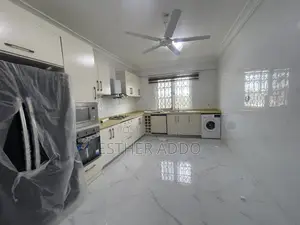 3bdrm Apartment in Adjiriganor for rent