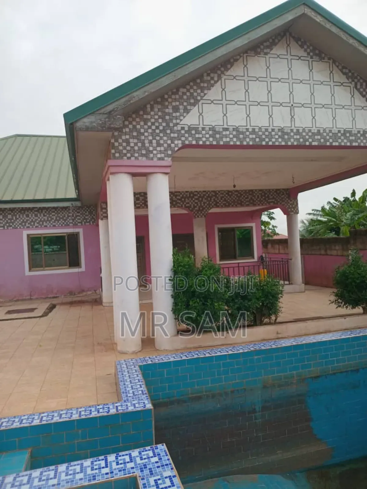 4bdrm House in Sam Properties, West Hills Mall Area for sale