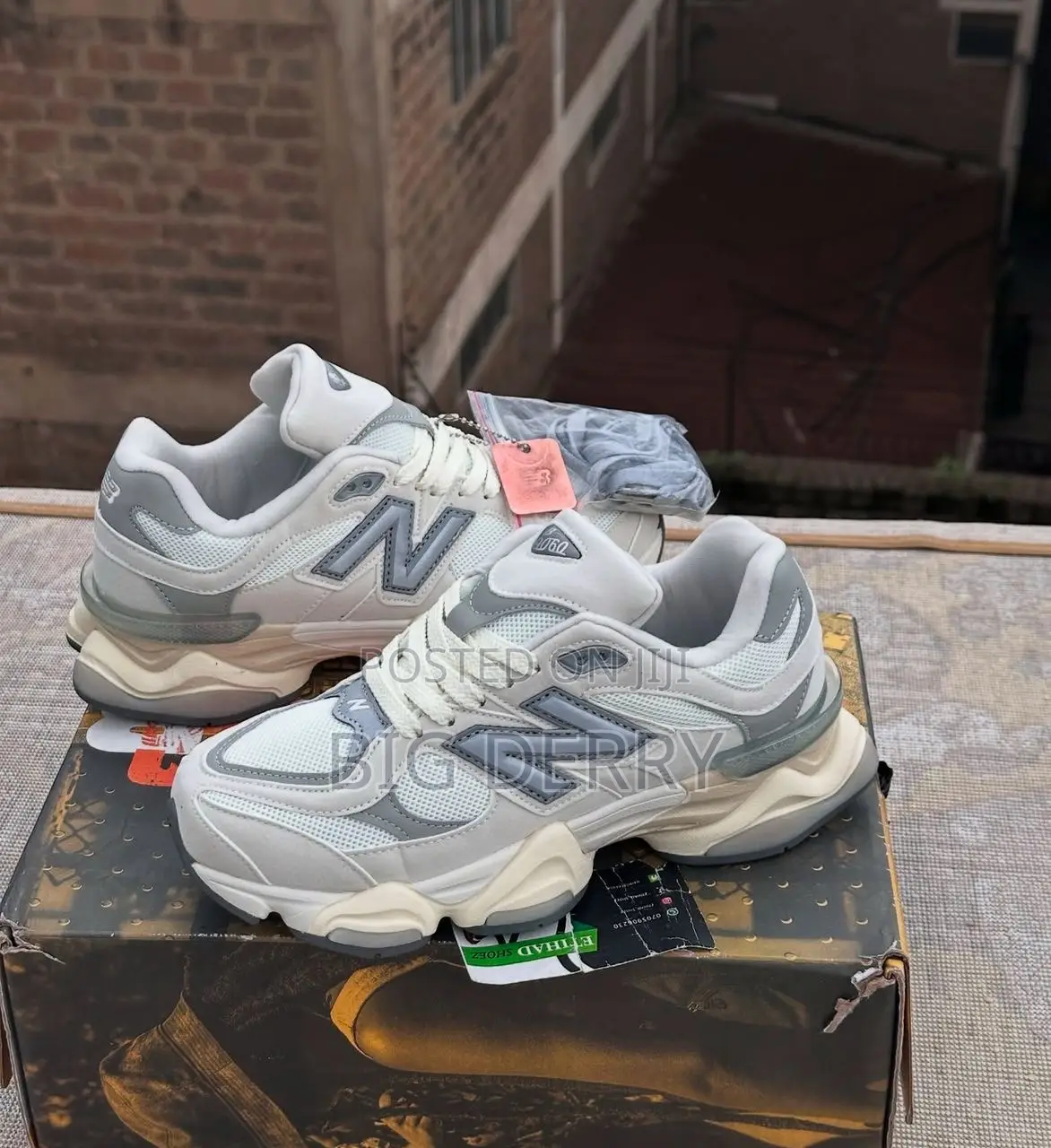 New Balance 9060