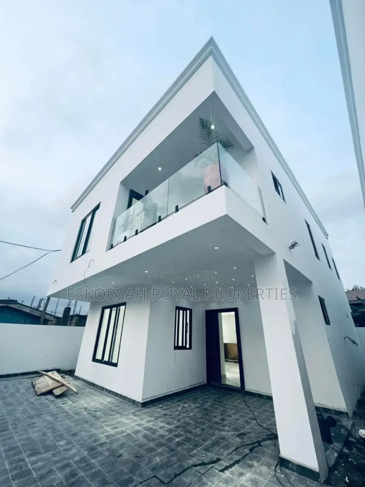 3bdrm House in West Trasacco, Adjiriganor for rent