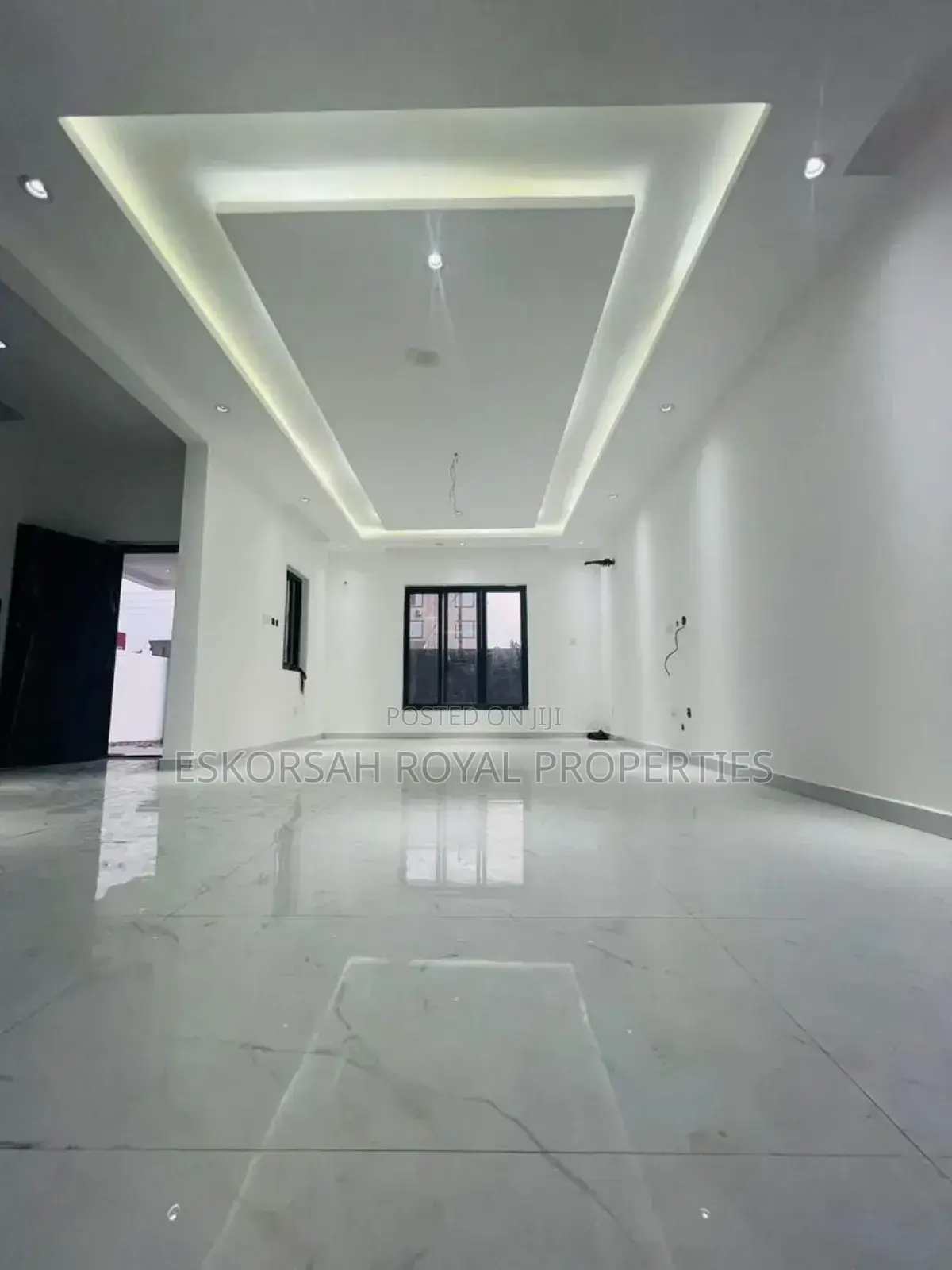 3bdrm House in West Trasacco, Adjiriganor for rent