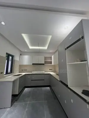 3bdrm House in West Trasacco, Adjiriganor for rent