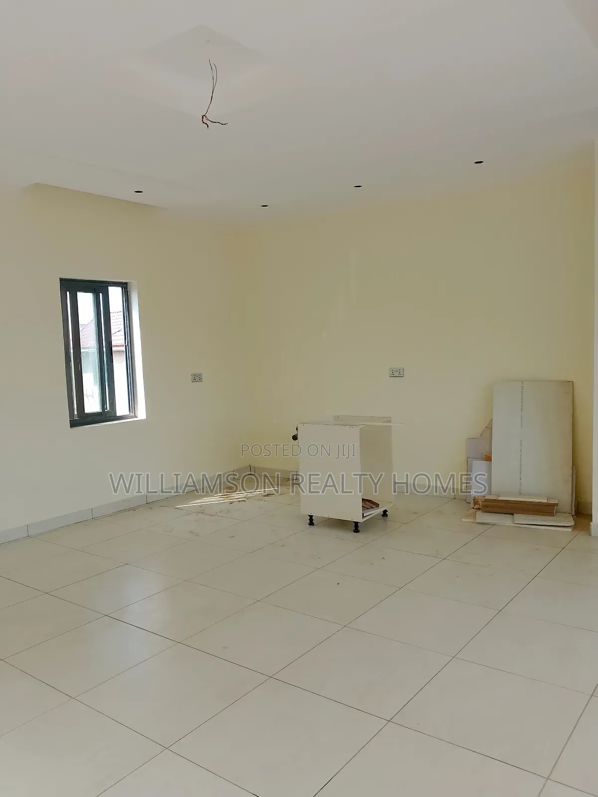 2bdrm Apartment in Community 18 Area, Spintex for rent