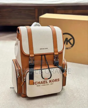 Photo - Micheal Kors Long Lasting Leather Backpack