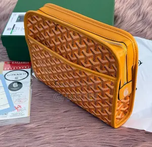 Photo - Luxury Unisex Goyard Bag in Yellow