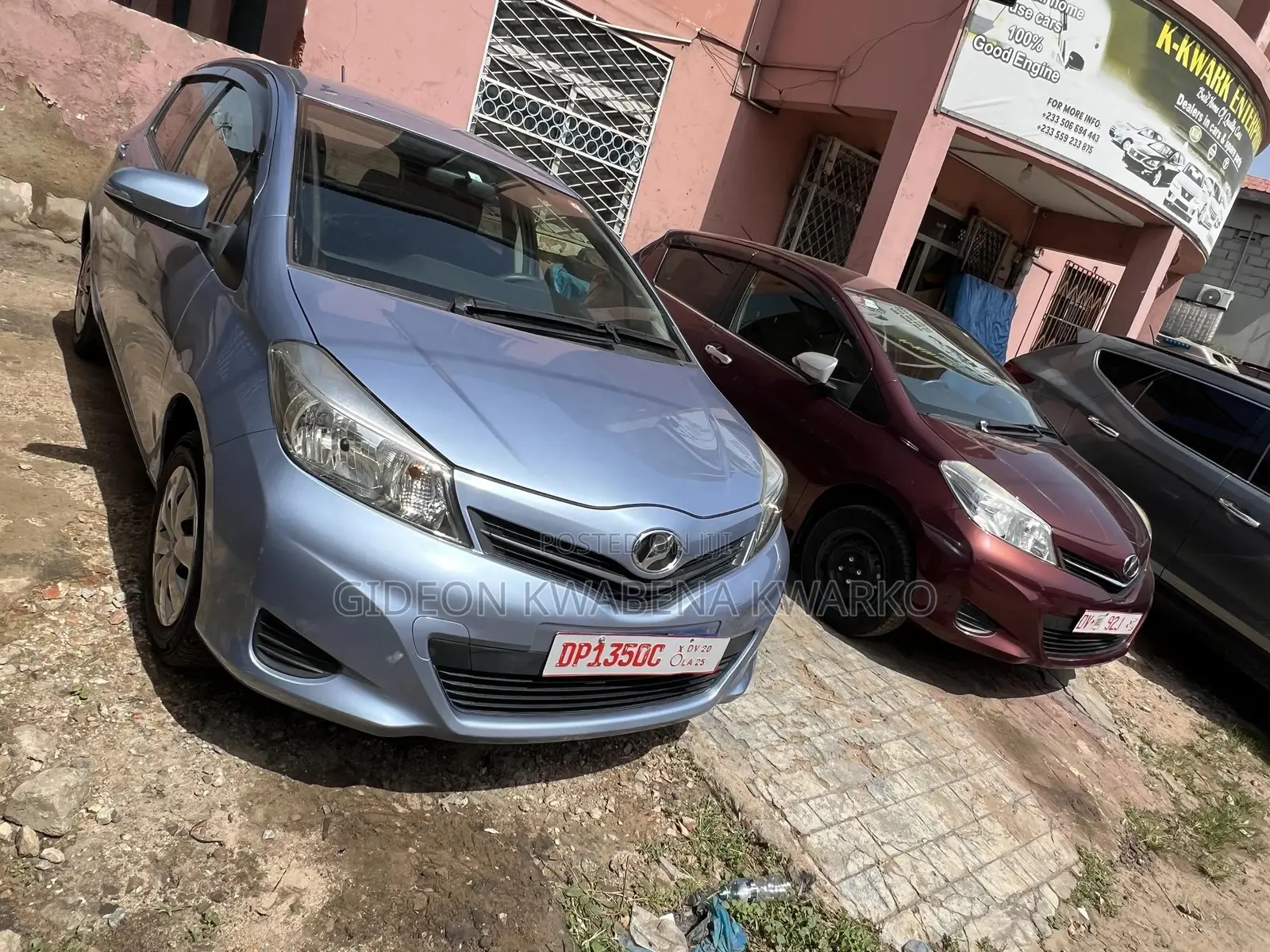 Toyota Vitz 1.3 FWD 5dr 2012 Blue