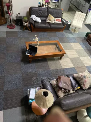 Tile-Like Woolen Carpet