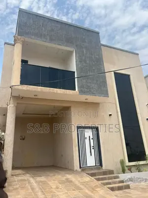 Furnished 4bdrm House in Ashomang Estate for sale