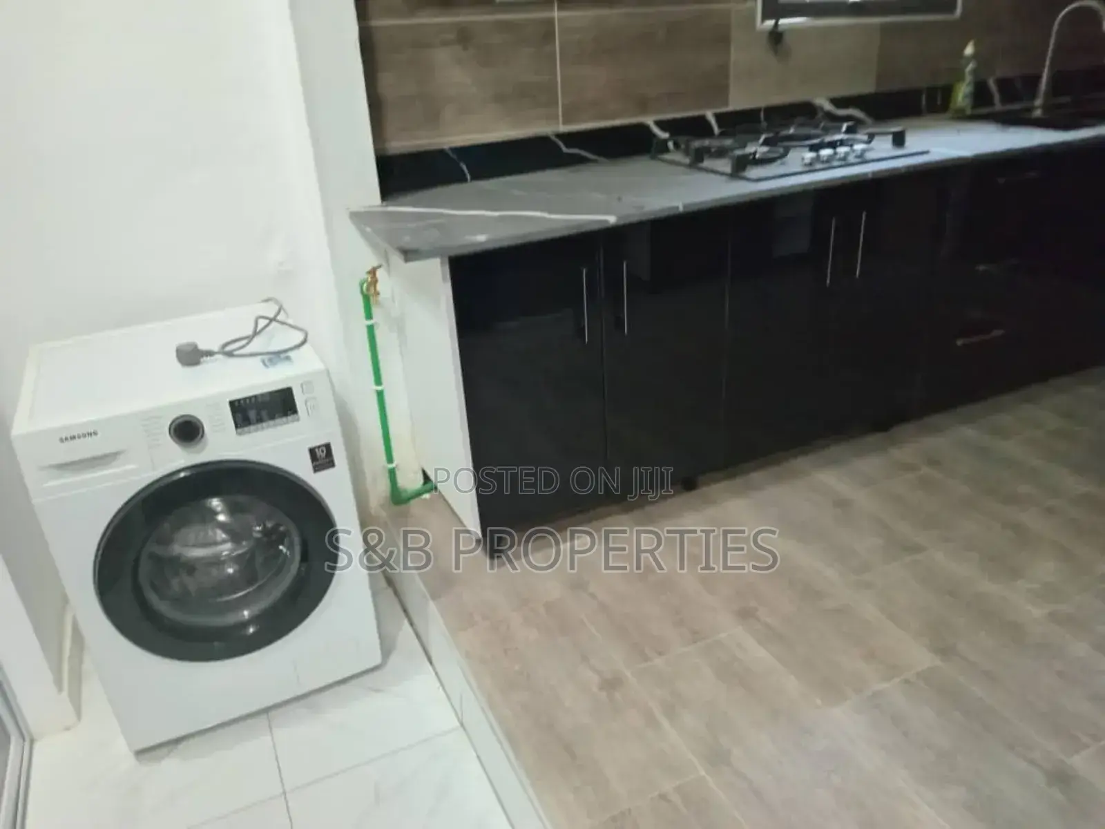 Furnished 4bdrm House in Ashomang Estate for sale