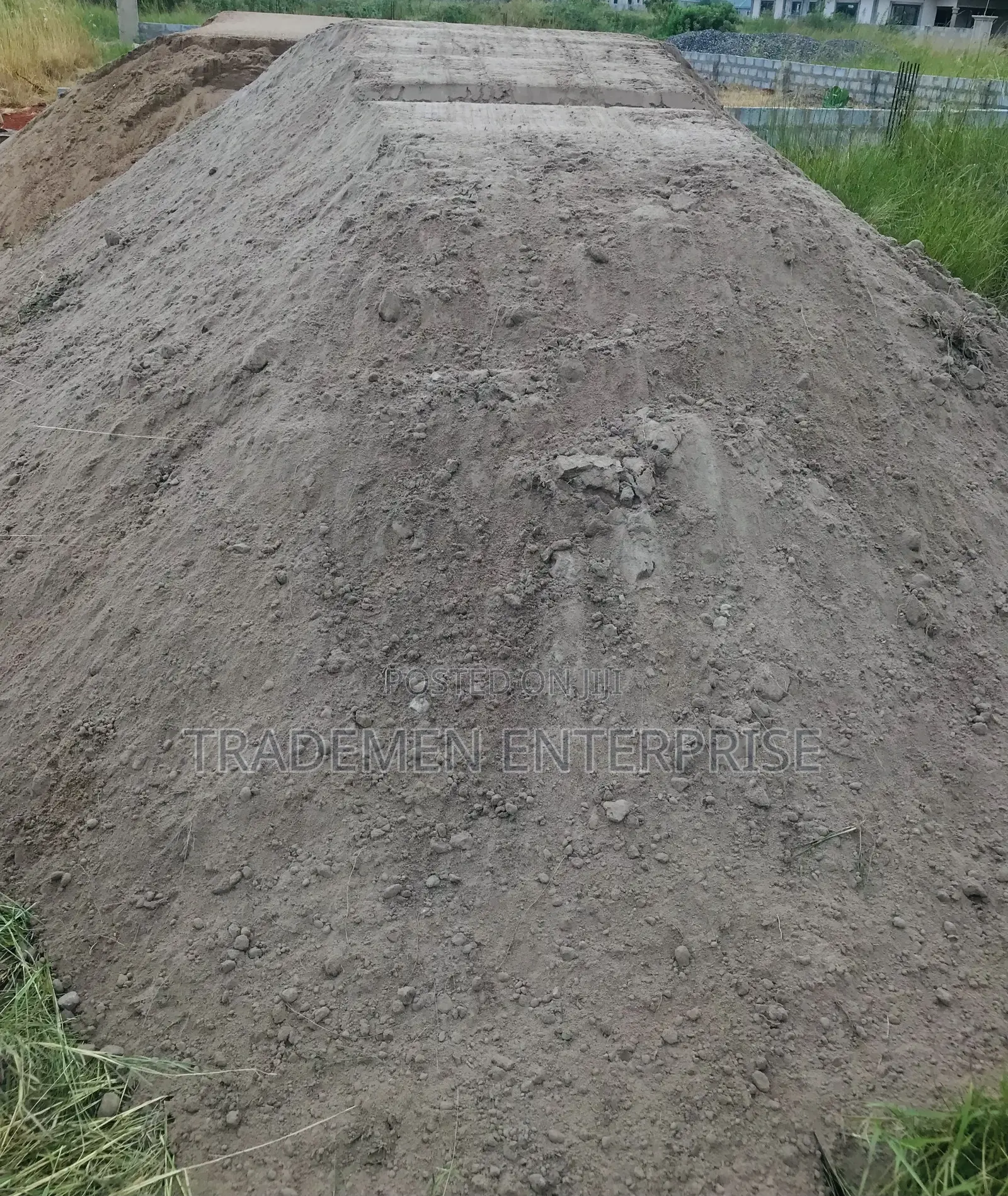 Chippings, Sand, Laterite River Sand and Quality Blocks