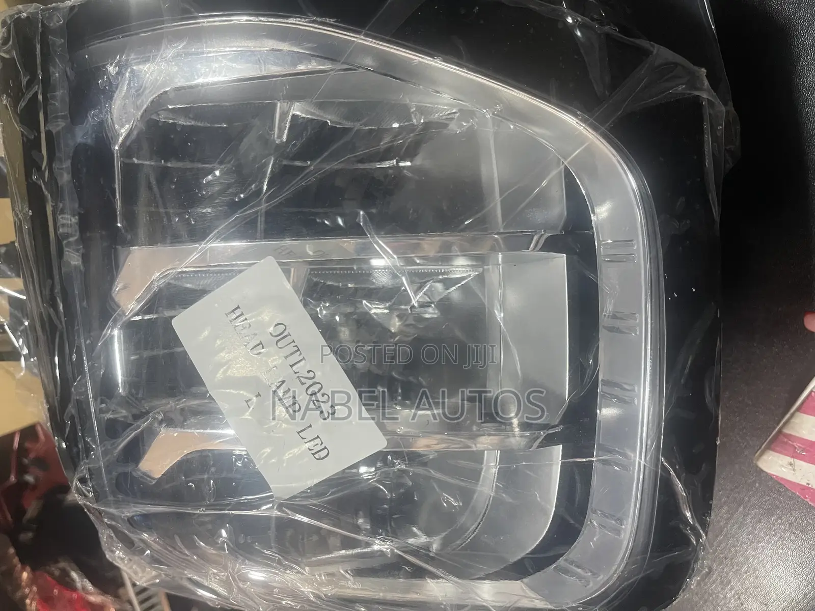 Outlander 2023 Headlight Pair