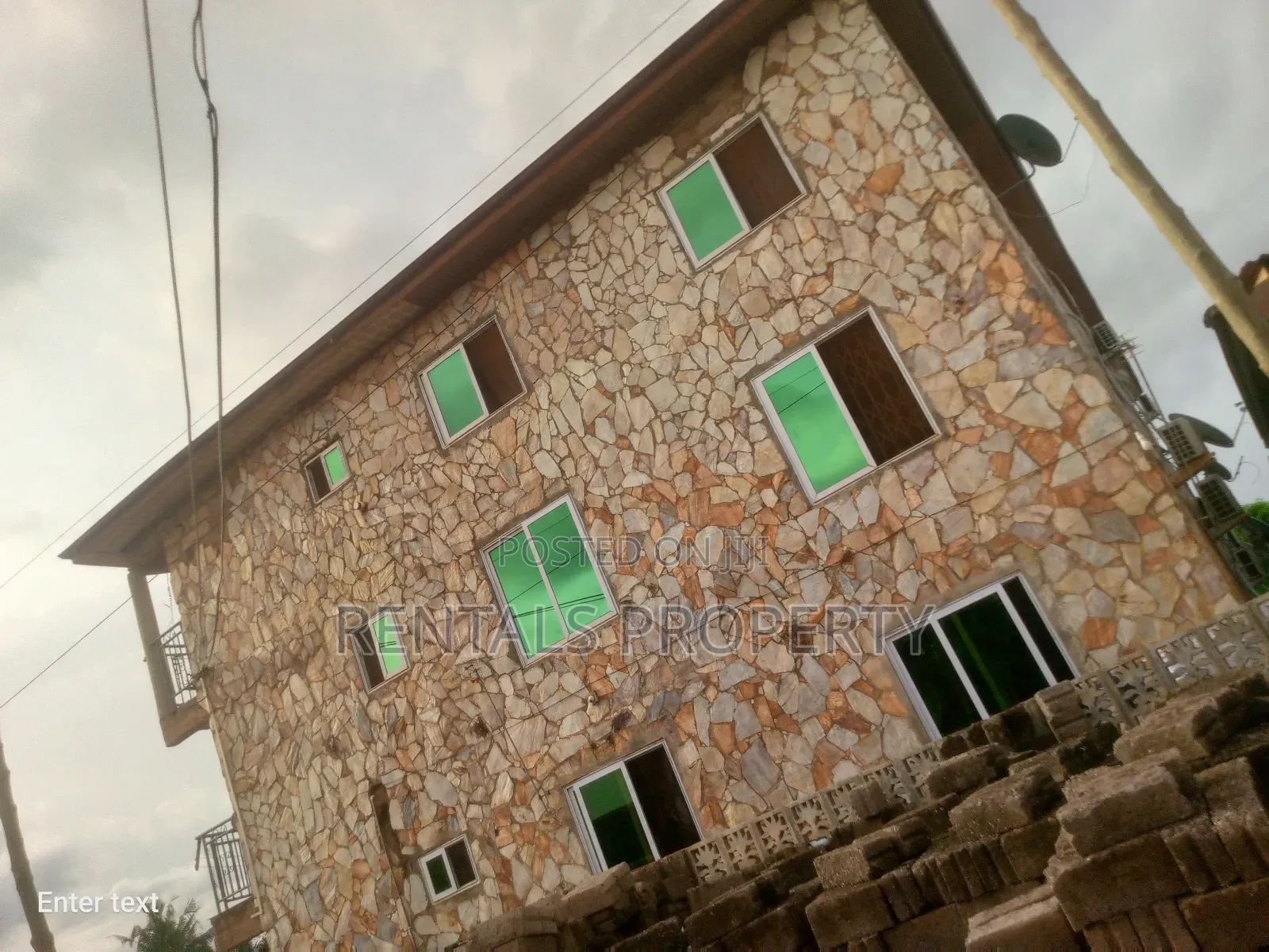 1bdrm Apartment in Frafraha for rent