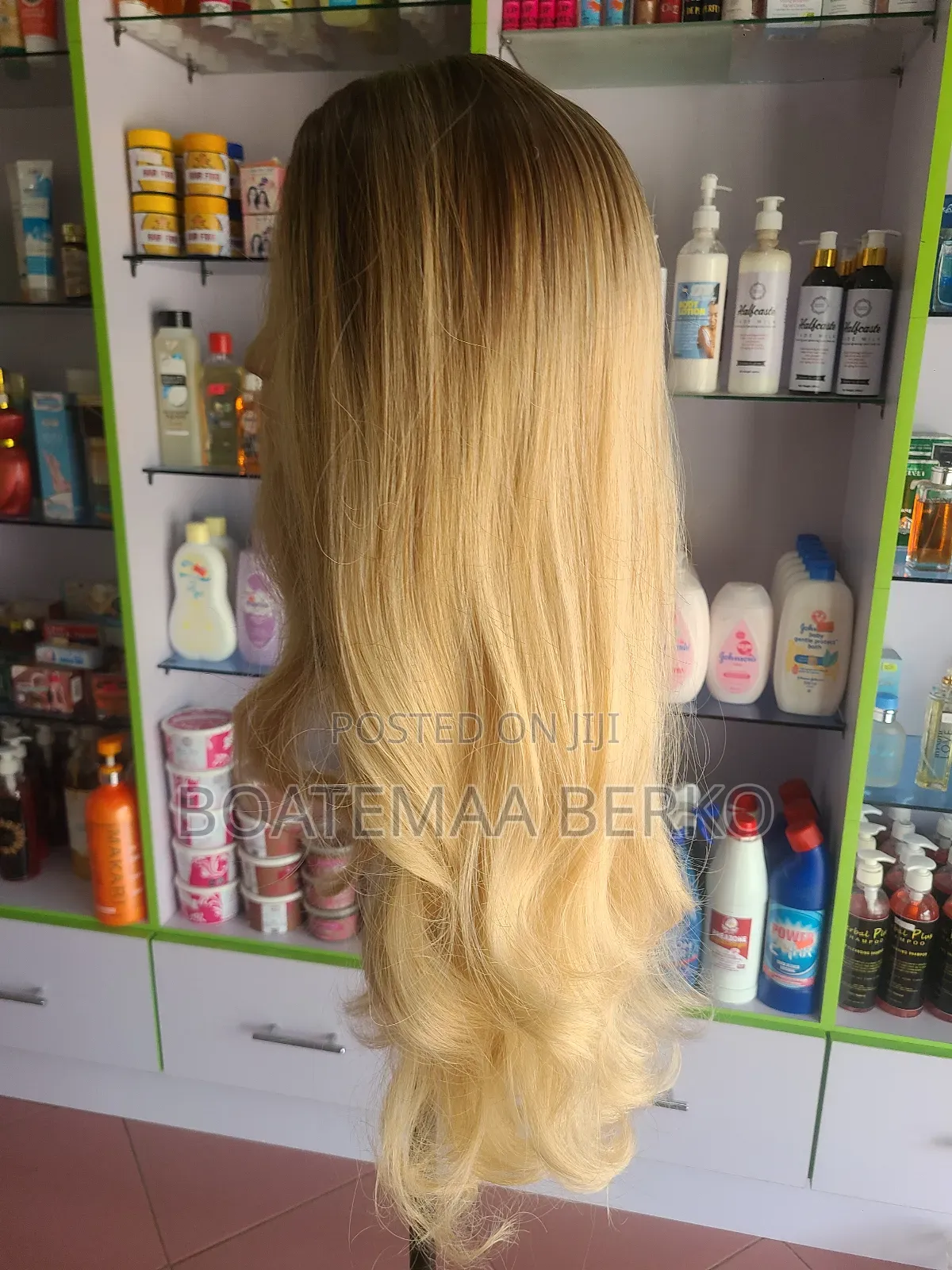 Super Blonde Curled Ends Wig