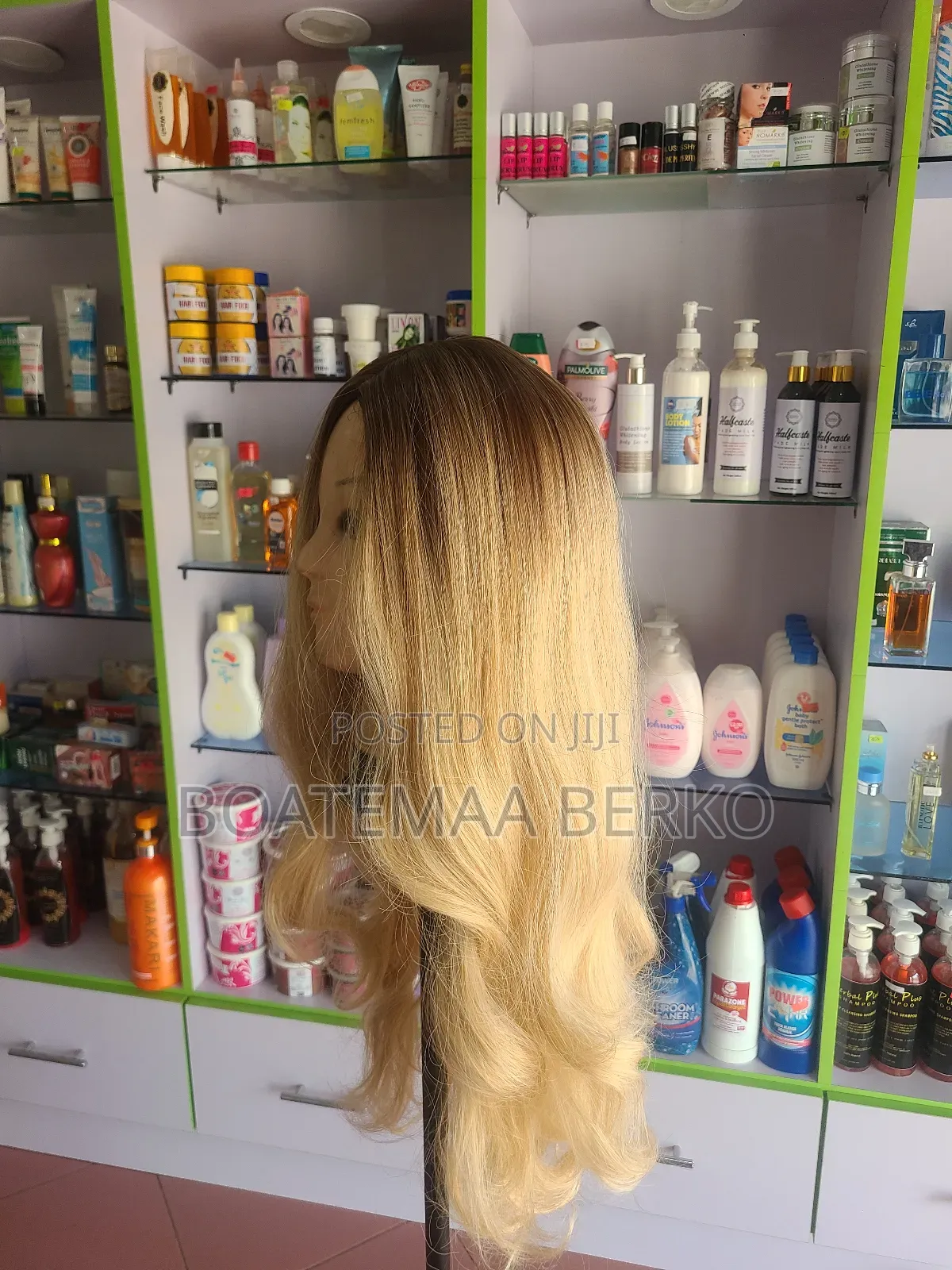 Super Blonde Curled Ends Wig