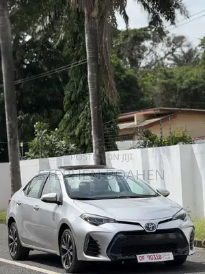 Toyota Corolla SE Special Edition 4dr Sedan (1.8L 4cyl CVT) 2017 Silver