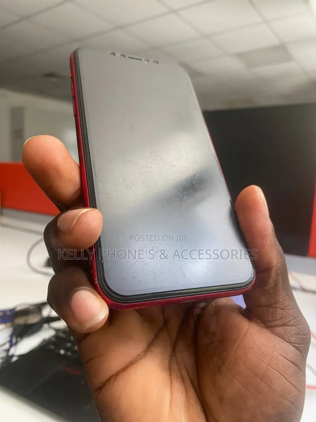 Apple iPhone 11 128 GB Red
