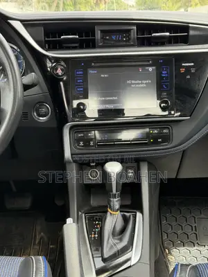 Toyota Corolla SE Special Edition 4dr Sedan (1.8L 4cyl CVT) 2017 Silver