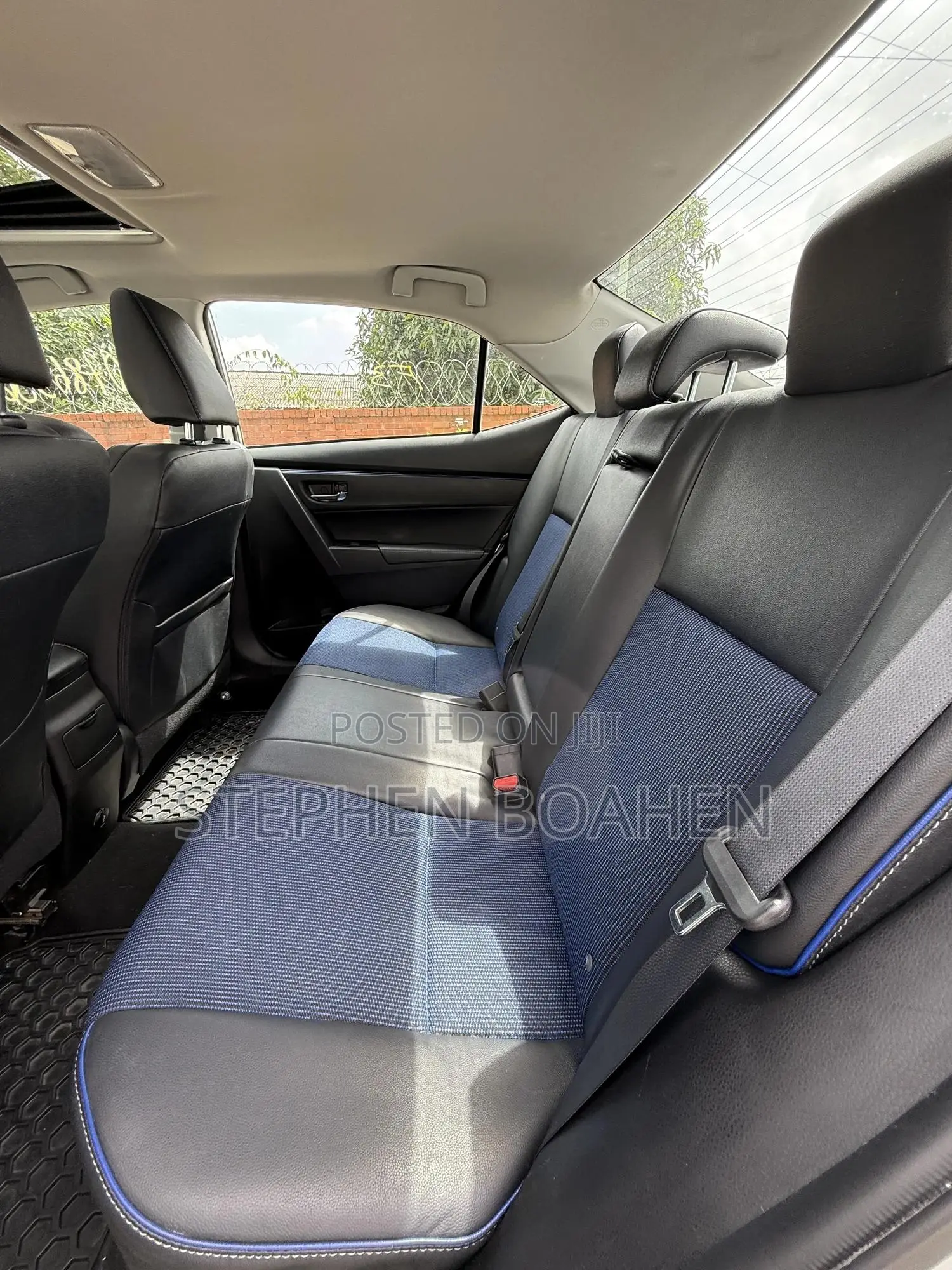 Toyota Corolla SE Special Edition 4dr Sedan (1.8L 4cyl CVT) 2017 Silver