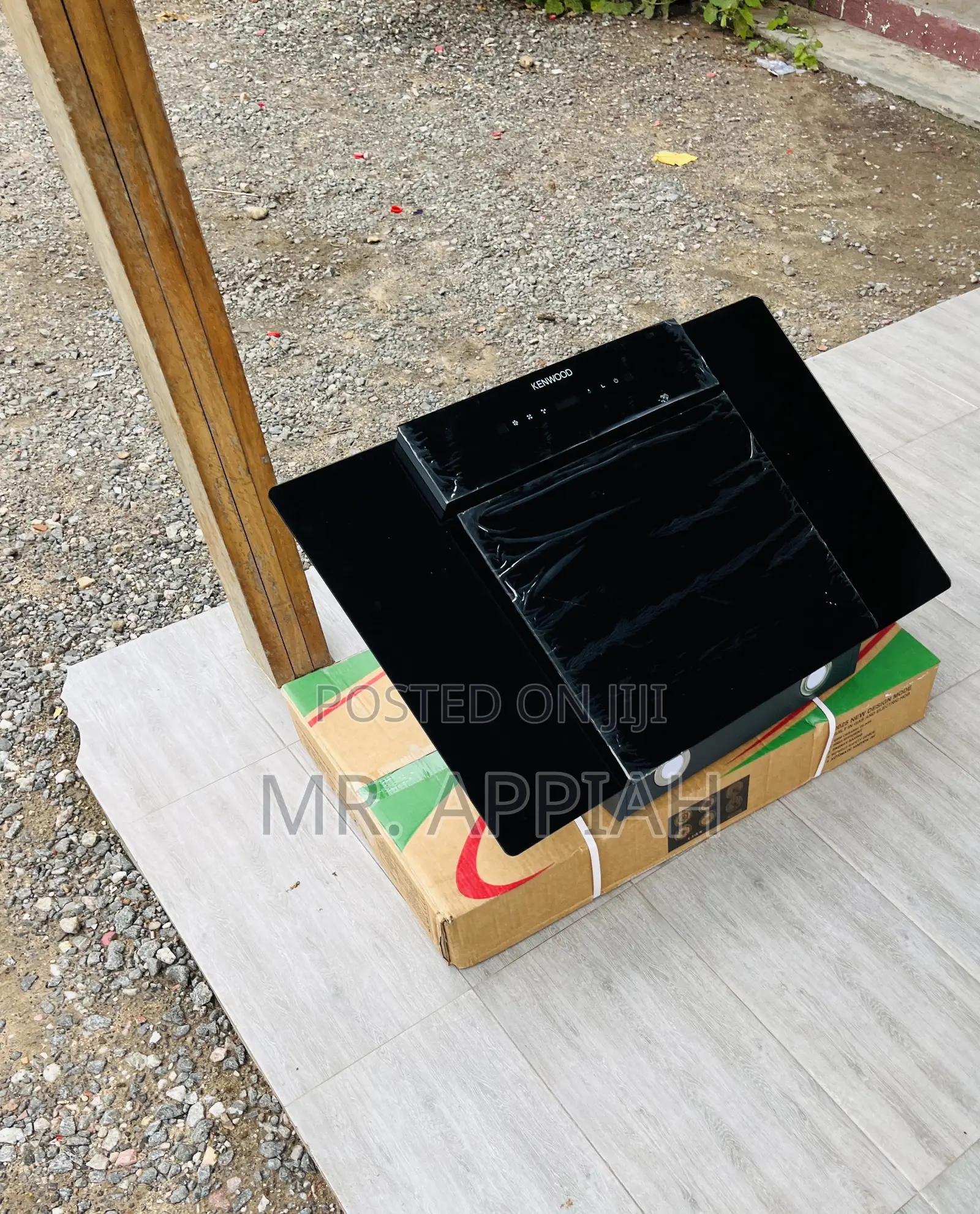 Check Out Original Kenwood 90cm Ceramic Black Extractor.