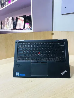 Laptop Lenovo ThinkPad Yoga 8GB Intel Core I7 SSD 256GB