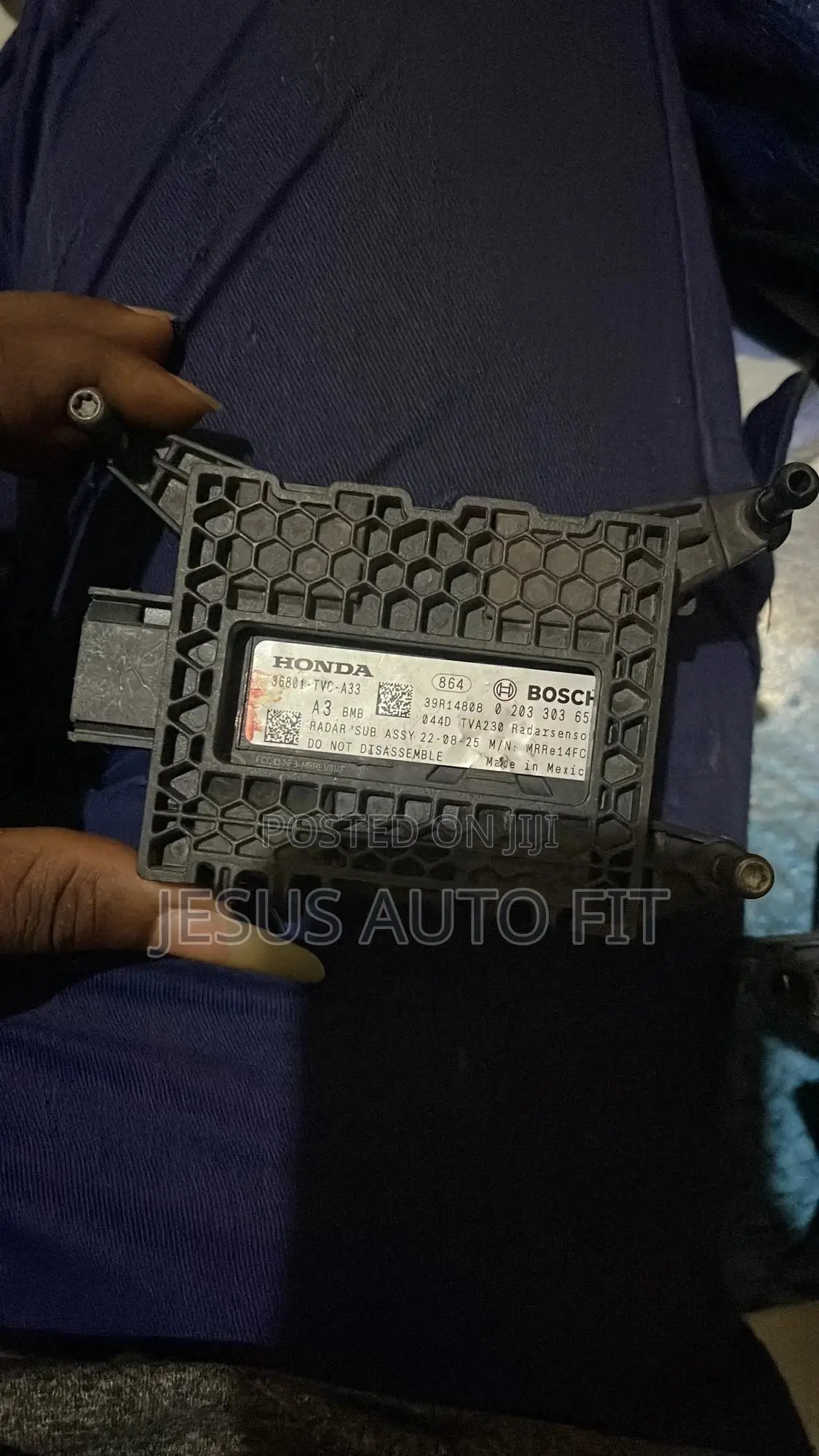 Honda CRV 2017-22 Front Radar Sensor