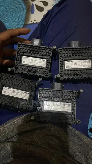 Honda CRV 2017-22 Front Radar Sensor