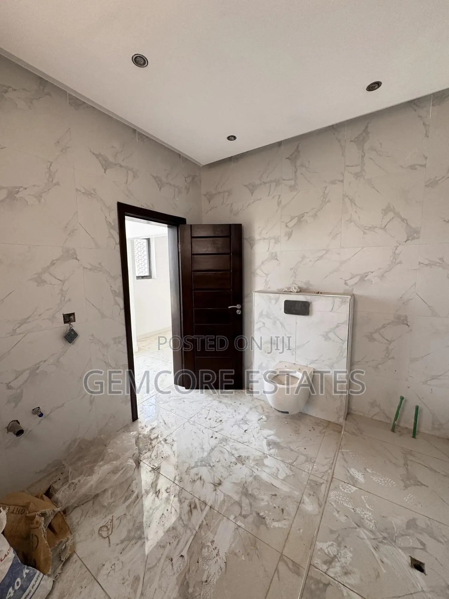 4bdrm House in Nanakrom, Nmai-Dzorn for sale