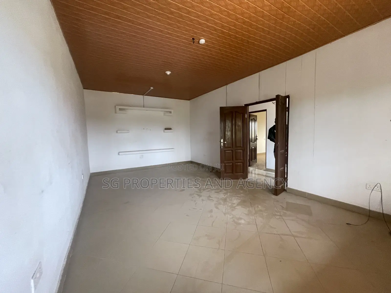3bdrm Apartment in Manet, Spintex for rent