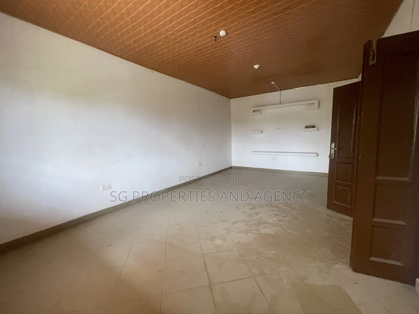 3bdrm Apartment in Manet, Spintex for rent
