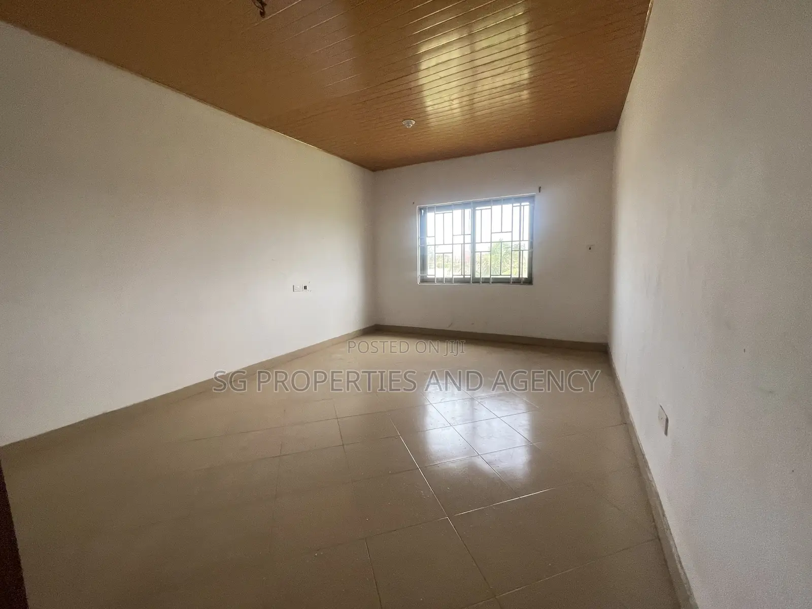 3bdrm Apartment in Manet, Spintex for rent