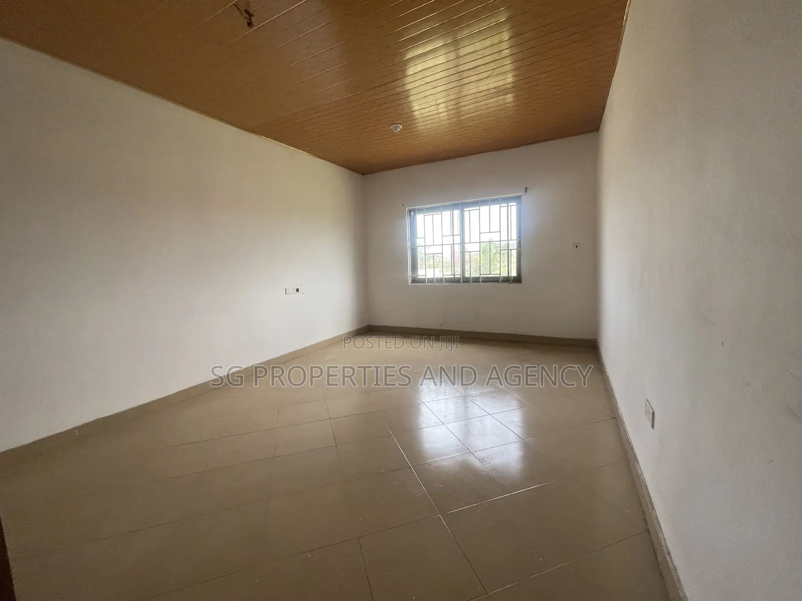 3bdrm Apartment in Manet, Spintex for rent