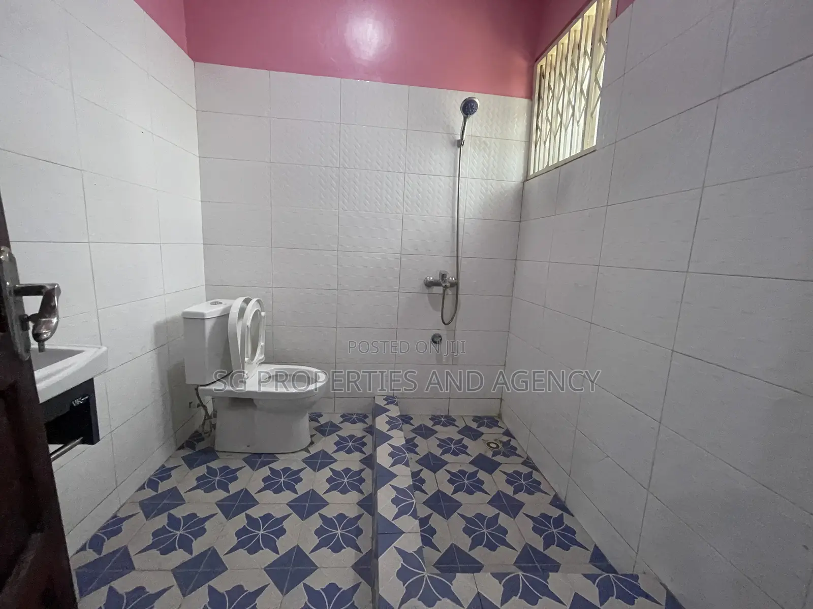 1bdrm Apartment in Lashibi, Spintex for rent
