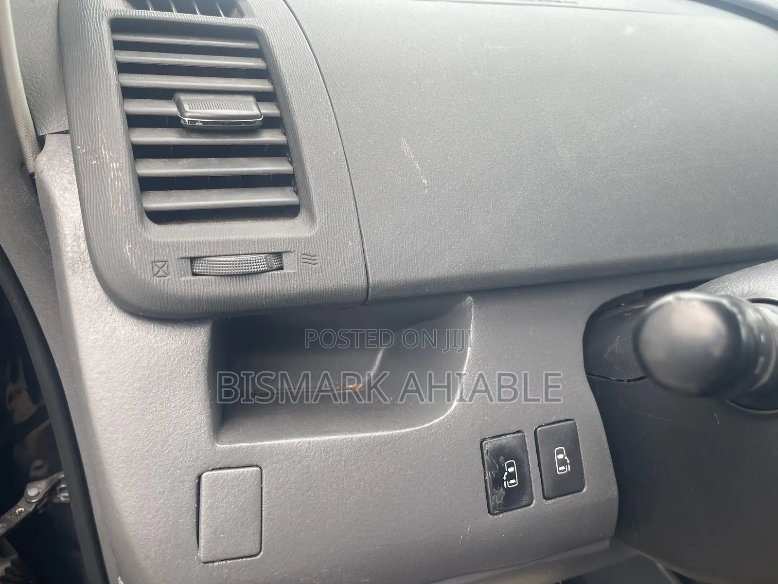 Toyota Voxy 2010 Black