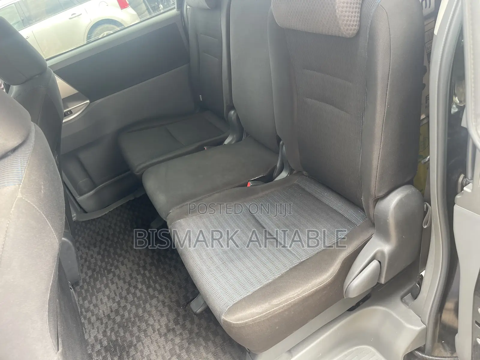 Toyota Voxy 2010 Black