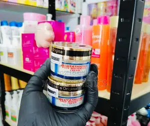 Photo - Glutathione Face Whitening Cream
