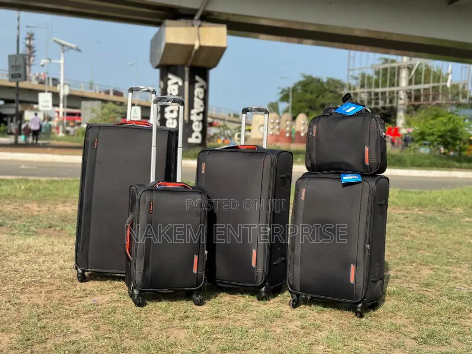 Trolling Travelling Luggage 5 Set at Nakem Enterprise